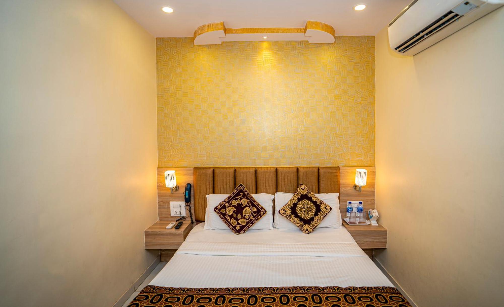 Hotel Hill Park Mumbai Ngoại thất bức ảnh